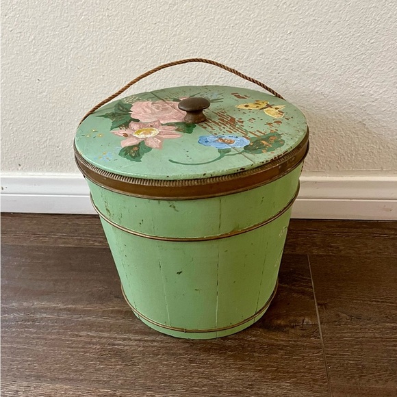 Floral Green Decorative wooden Bucket - Picture 12 of 13